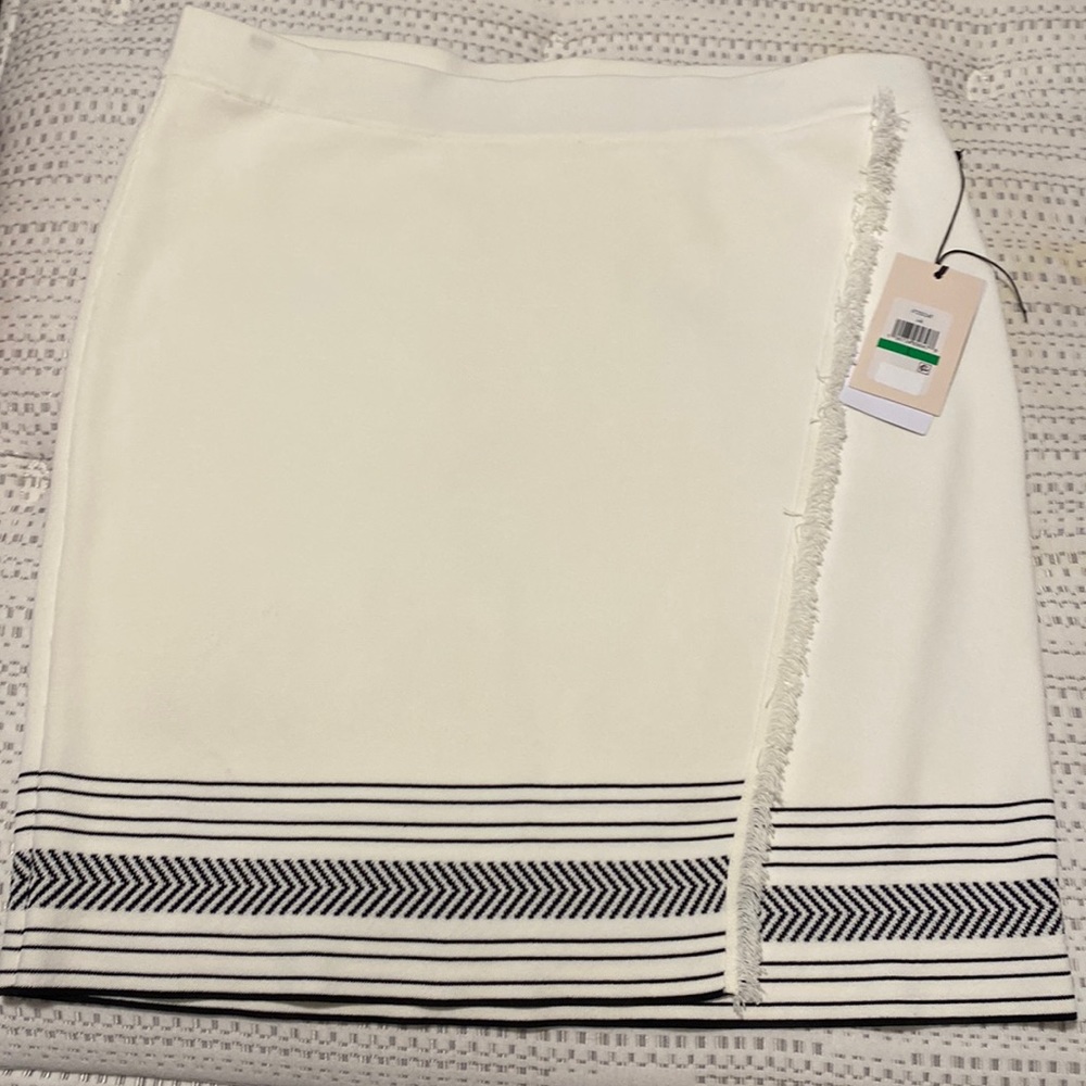 Beautiful ivanka trump skirt